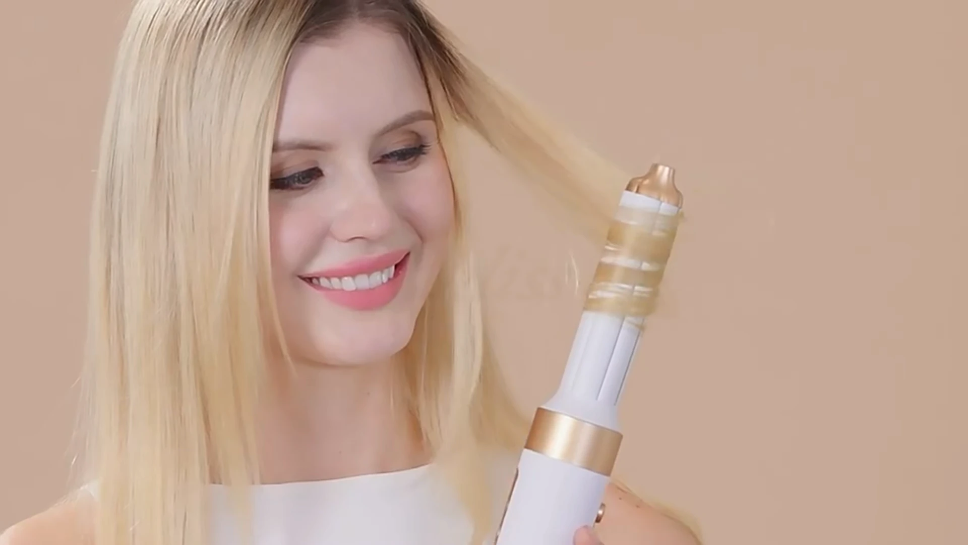 Muuhu Hair Dryer Guarantee Background